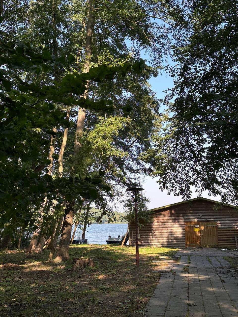 Paradiesufer Am See Milmersdorf Exterior photo
